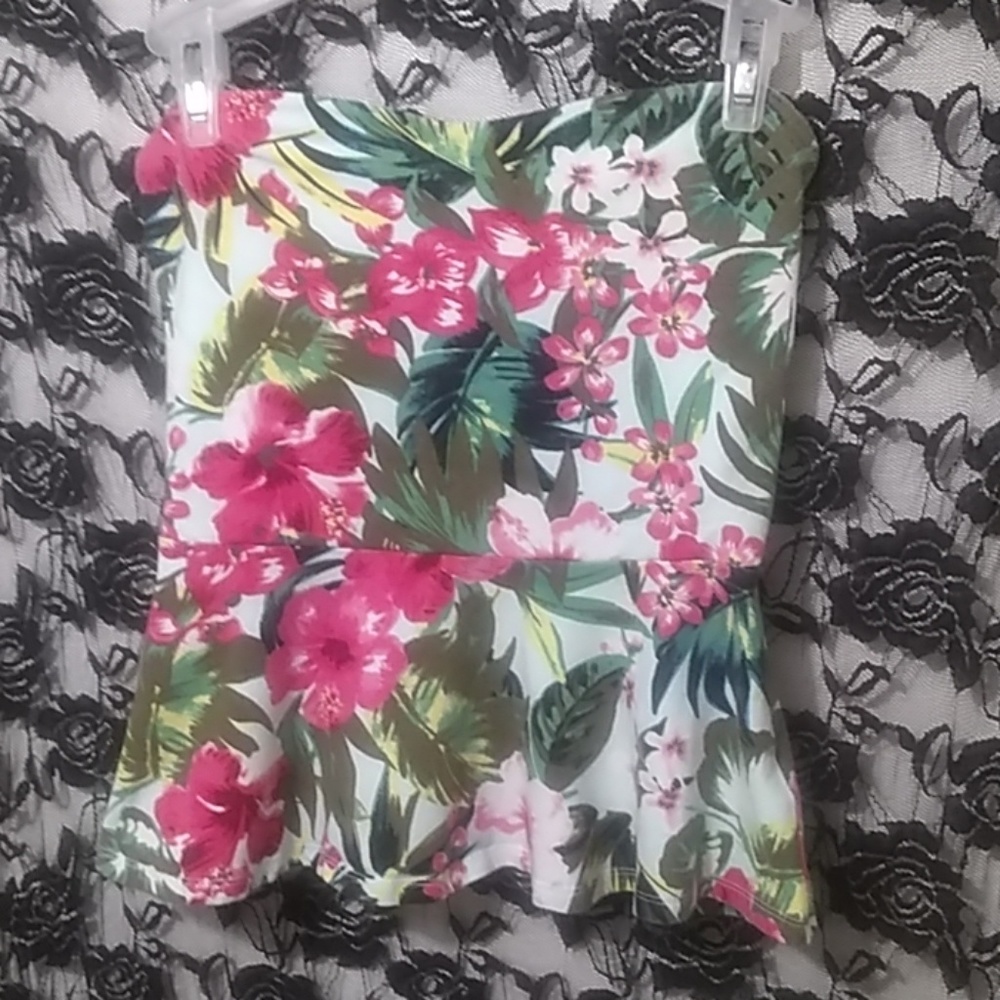 Cute tropical peplum top
